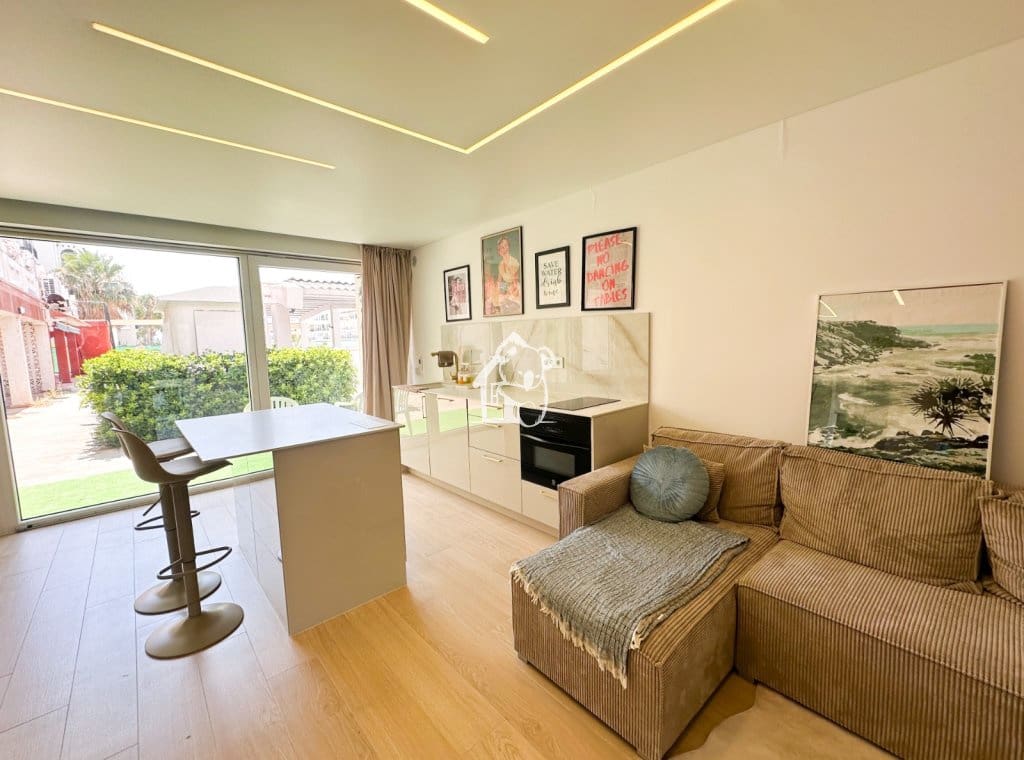 2 quarto Apartamento para venda em Torrevieja com garagem - 150 000 € (Ref: 9932602)