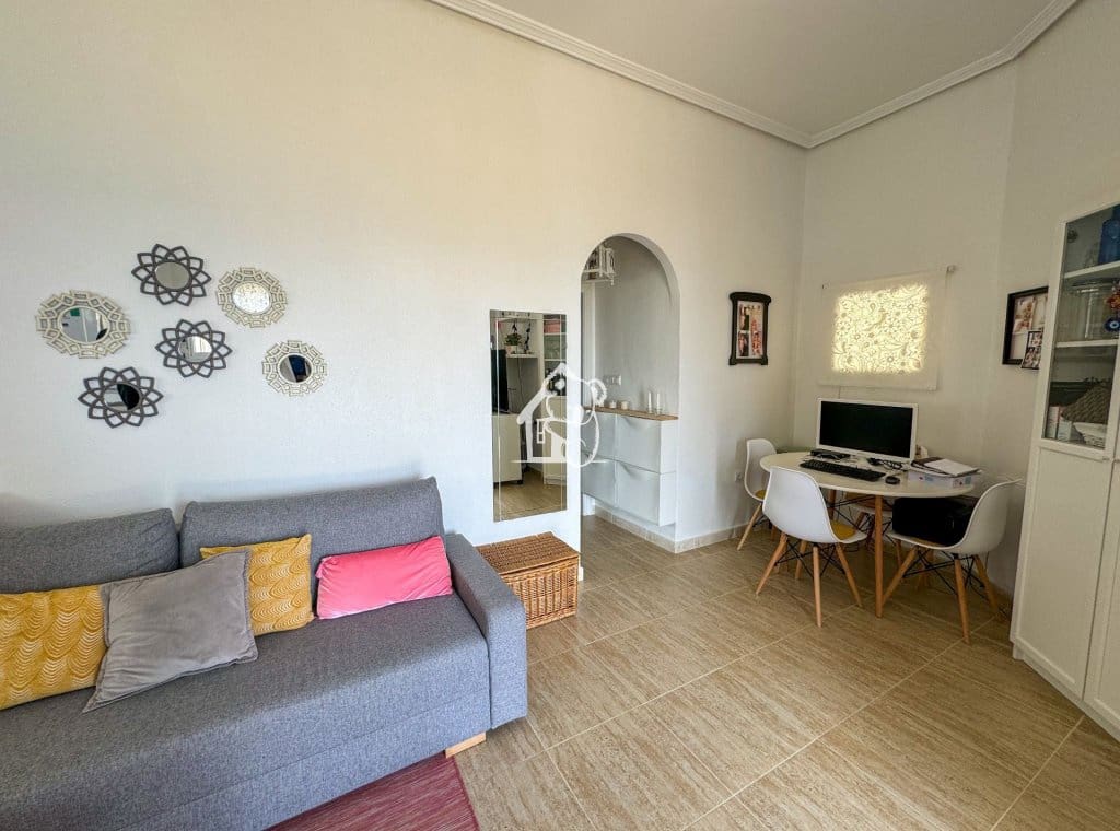 1 bedroom Apartment for rent in Dehesa de Campoamor with garage - € 700 (Ref: 9935390)