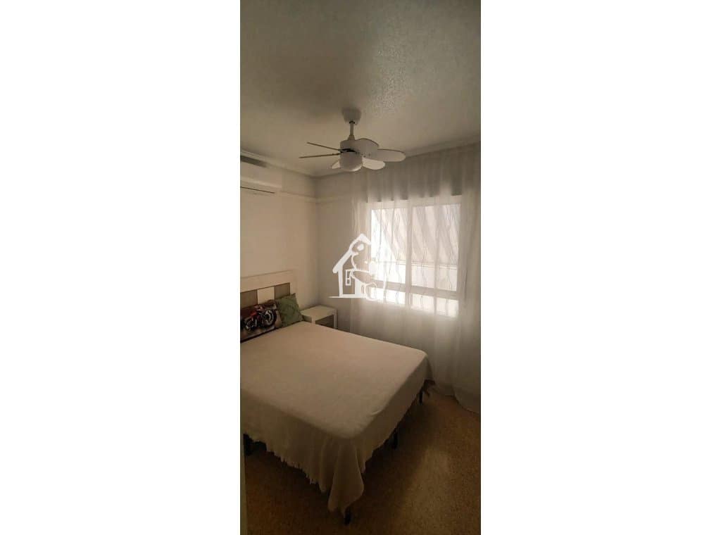 2 soverom Leilighet til leie i Guardamar del Segura - € 850 (Ref: 9935391)