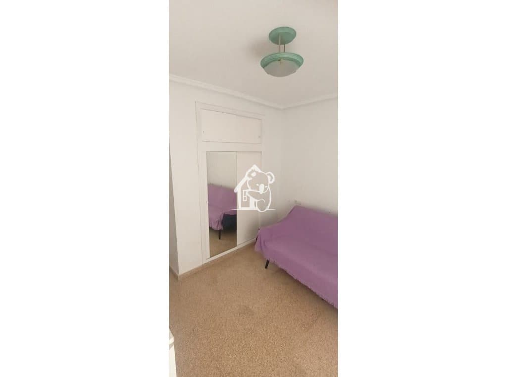 2 soverom Leilighet til leie i Guardamar del Segura - € 850 (Ref: 9935391)