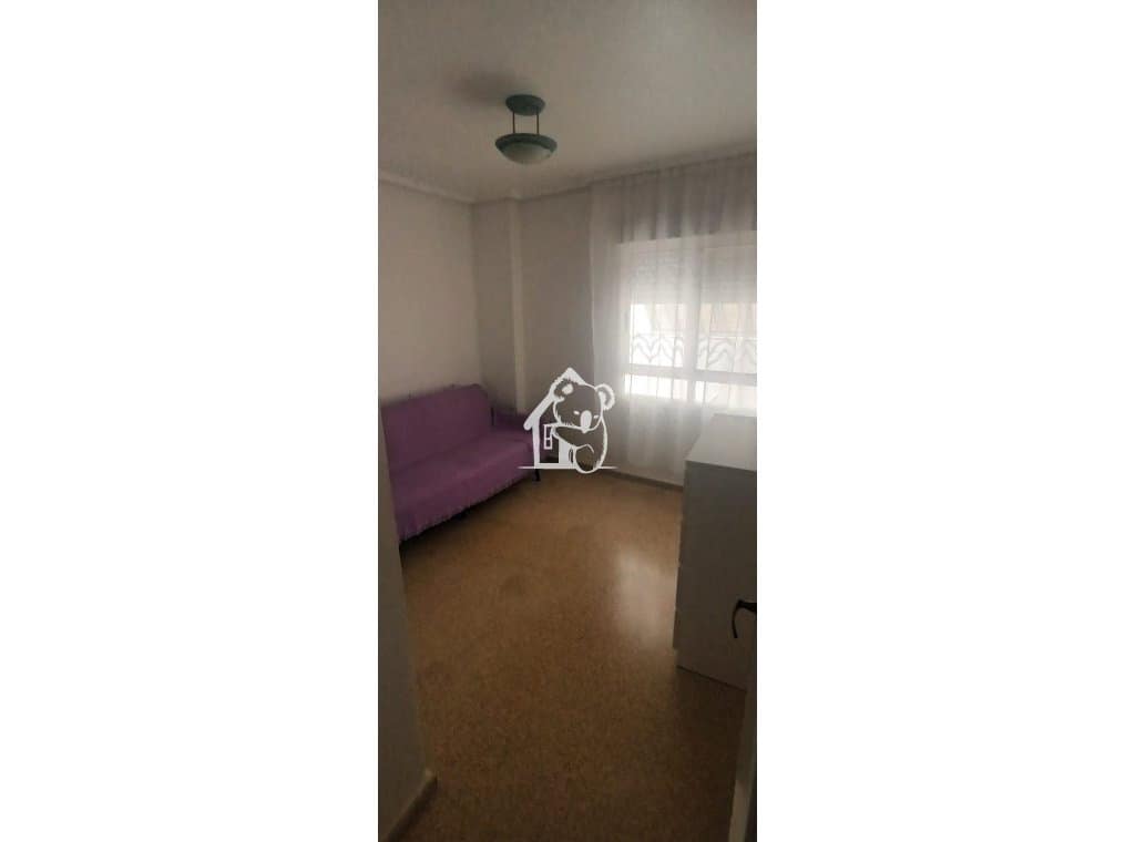 2 soverom Leilighet til leie i Guardamar del Segura - € 850 (Ref: 9935391)