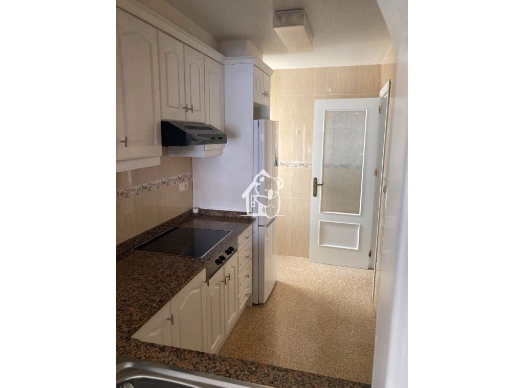 2 soverom Leilighet til leie i Guardamar del Segura - € 850 (Ref: 9935391)