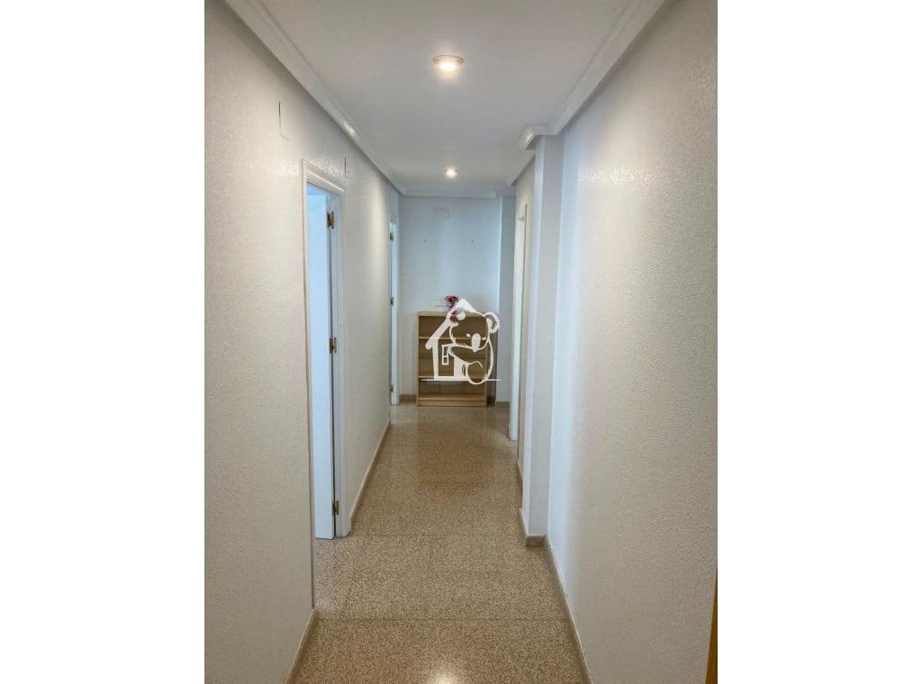 2 soverom Leilighet til leie i Guardamar del Segura - € 850 (Ref: 9935391)