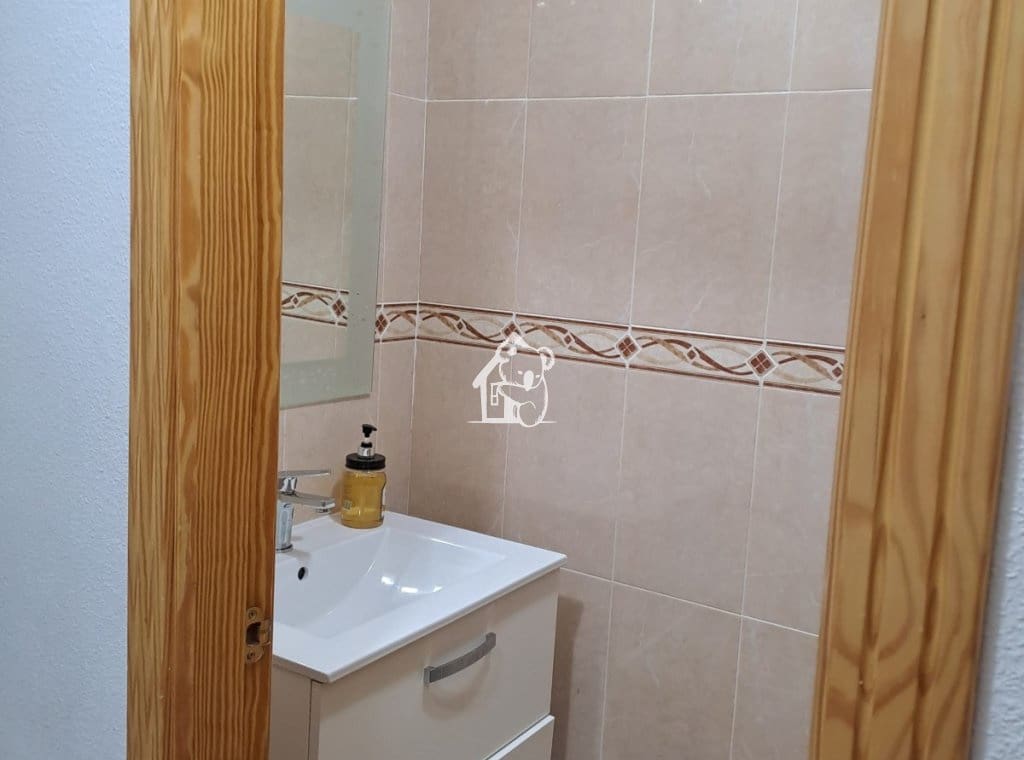 2 bedroom Apartment for rent in Torrevieja - € 790 (Ref: 9941631)