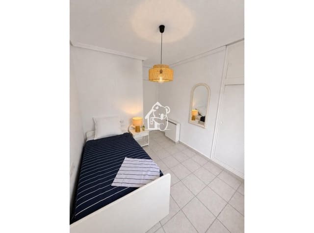 2 soveværelse Strandlejlighed til leje i Cabo Roig, Orihuela med swimmingpool garage - € 1.450 (Ref: 9944989)
