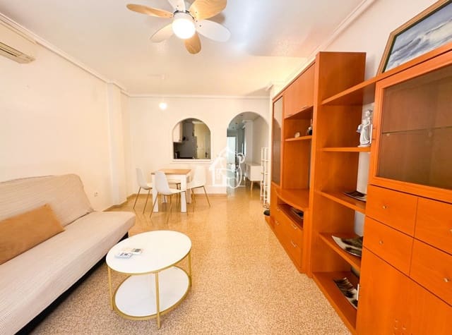 Piso de 2 habitaciones en Las Viñas, Guardamar del Segura en alquiler - 850 € (Ref: 9949022)