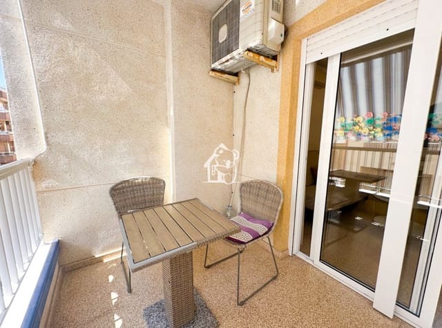 Piso de 2 habitaciones en Las Viñas, Guardamar del Segura en alquiler - 850 € (Ref: 9949022)