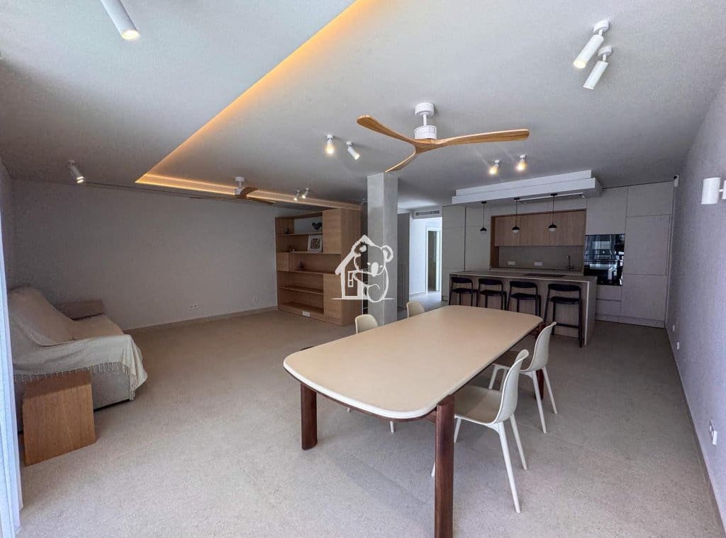 Maison de Ville de 4 chambres à louer à Dehesa de Campoamor avec garage - 2 500 € (Ref: 9949023)