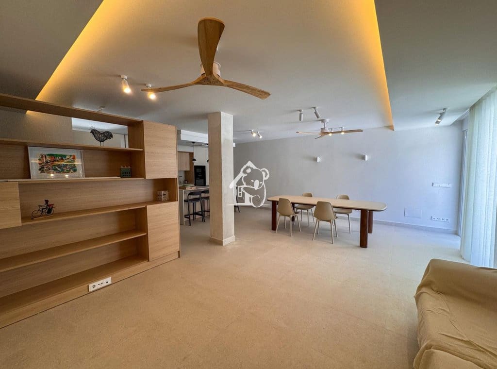Maison de Ville de 4 chambres à louer à Dehesa de Campoamor avec garage - 2 500 € (Ref: 9949023)