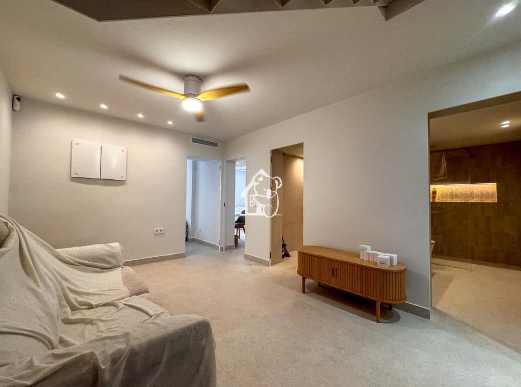 Maison de Ville de 4 chambres à louer à Dehesa de Campoamor avec garage - 2 500 € (Ref: 9949023)