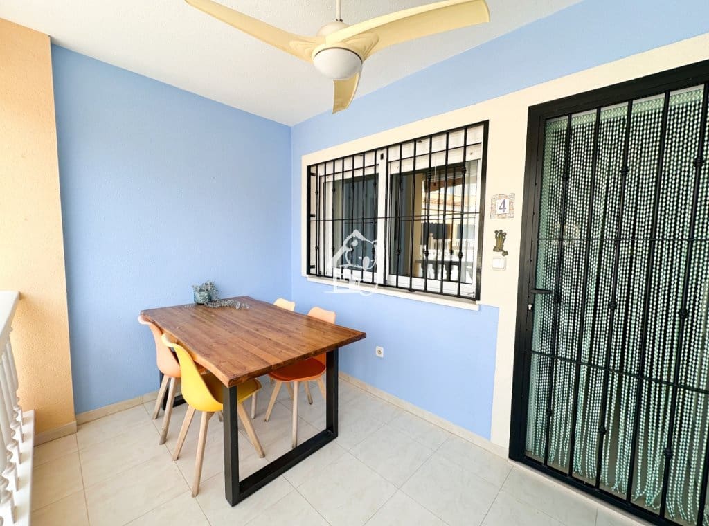 Maison de Ville de 2 chambres à louer à Ciudad Quesada avec piscine - 950 € (Ref: 9950851)