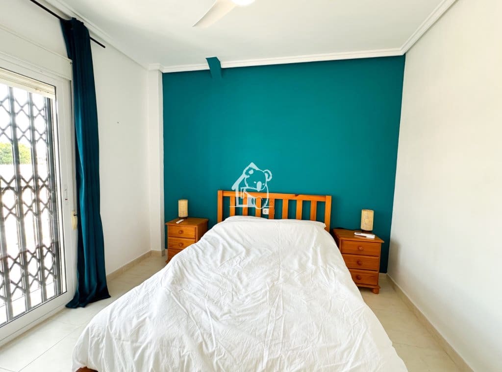 Maison de Ville de 2 chambres à louer à Ciudad Quesada avec piscine - 950 € (Ref: 9950851)