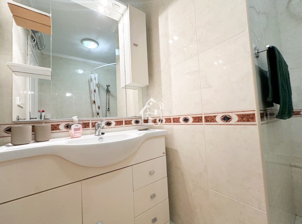 Maison de Ville de 2 chambres à louer à Ciudad Quesada avec piscine - 950 € (Ref: 9950851)