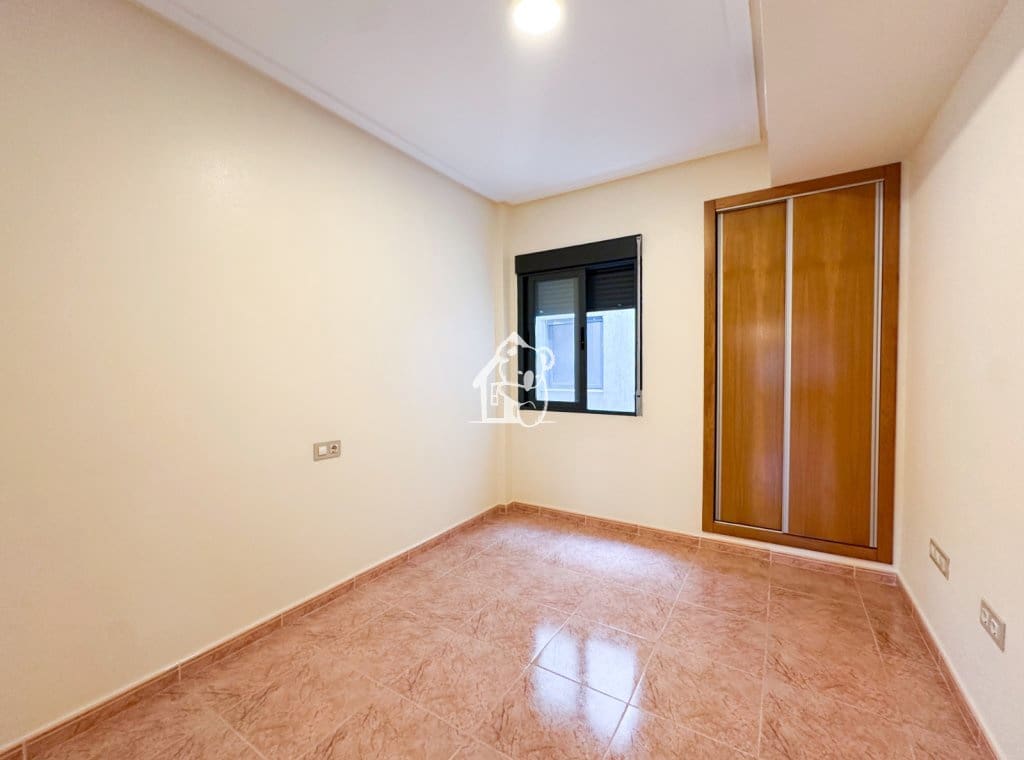 3 soverom Leilighet til leie i Bigastro - € 690 (Ref: 9950852)