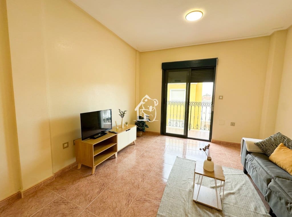 3 soverom Leilighet til leie i Bigastro - € 690 (Ref: 9950852)