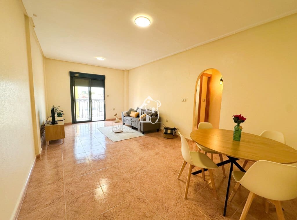 3 soverom Leilighet til leie i Bigastro - € 690 (Ref: 9950852)
