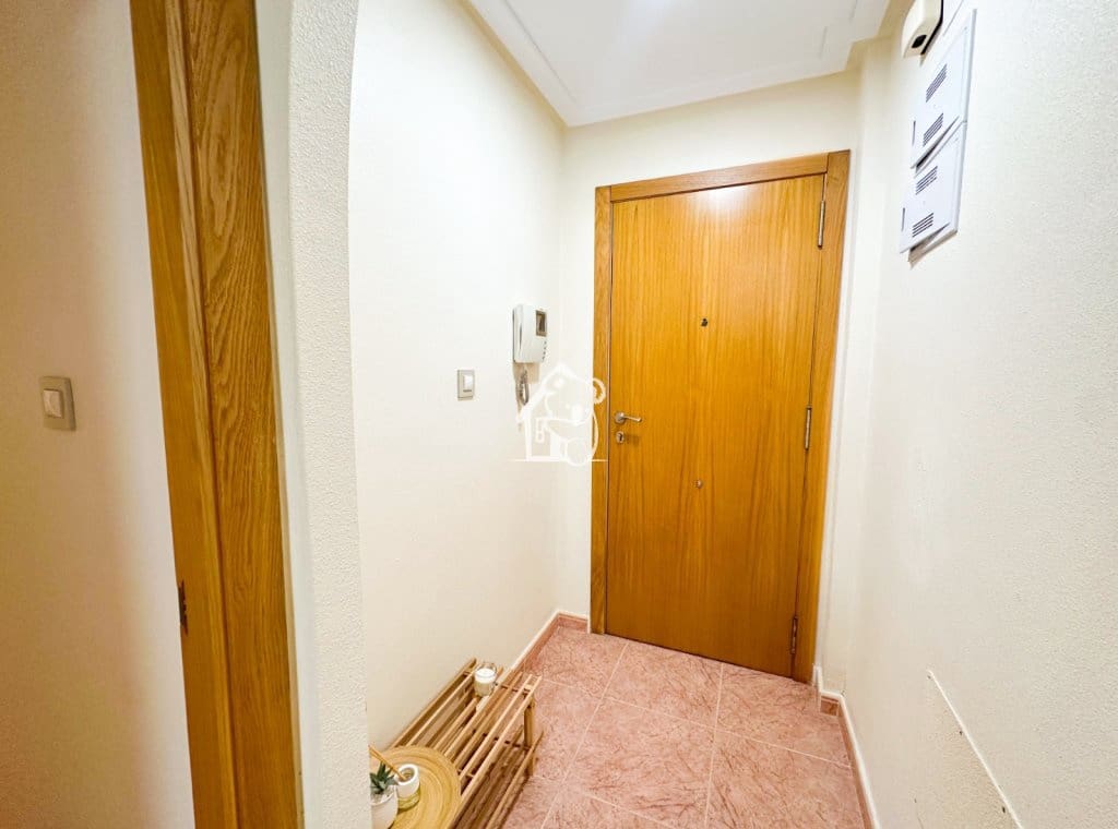 3 soverom Leilighet til leie i Bigastro - € 690 (Ref: 9950852)