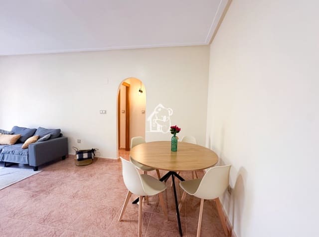 Appartement de 3 chambres à louer à Bigastro - 690 € (Ref: 9950852)