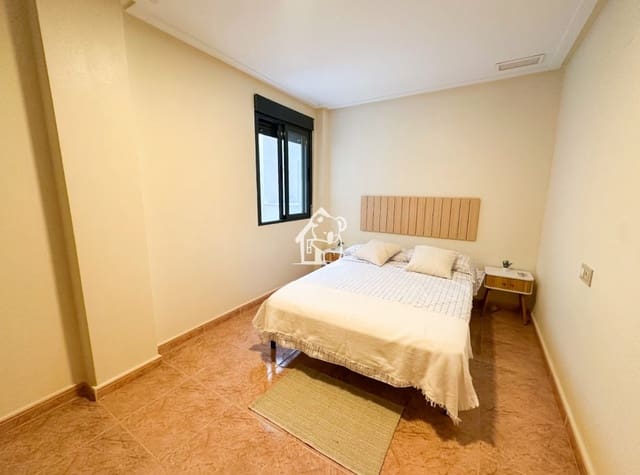 Appartement de 3 chambres à louer à Bigastro - 690 € (Ref: 9950852)