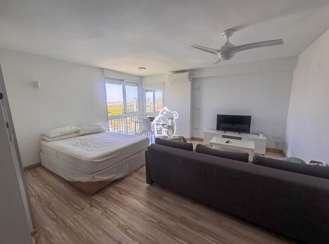 1 sovrum Studio att hyra i Dehesa de Campoamor, Orihuela - 520 € (Ref: 9953583)