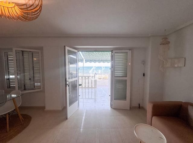 3 bedroom Beach Apartment for rent in Playa de los Náufragos, Torrevieja - € 1,697 (Ref: 9953584)