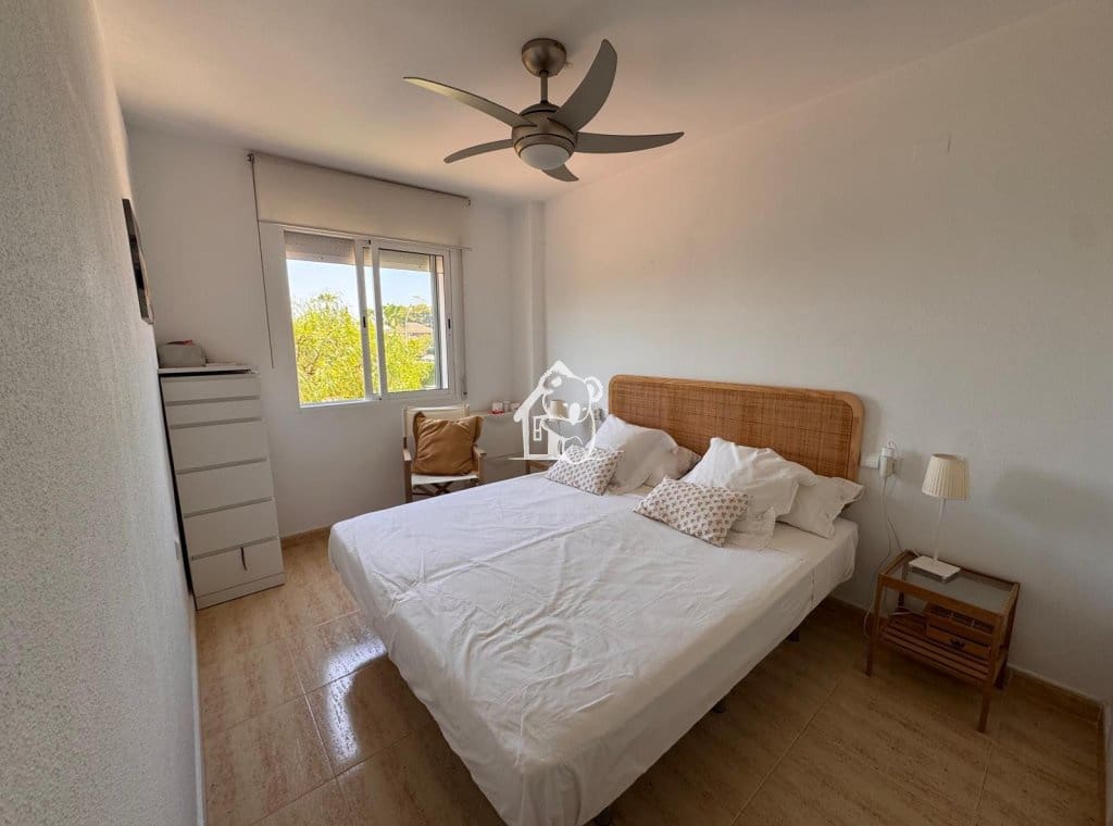 2 makuuhuone Ranta-asunto vuokrattavana paikassa Dehesa de Campoamor mukana 
autotalli - 800 € (Ref: 9953585)