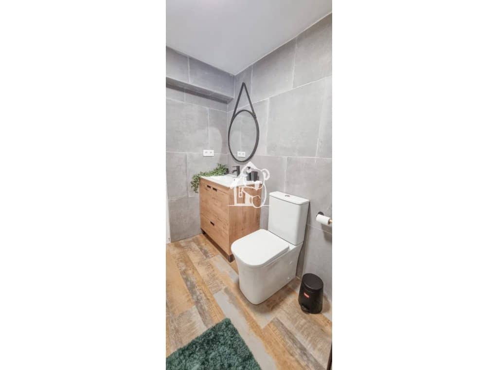 4 quarto Moradia para arrendar em La Mata - 1 600 € (Ref: 9956674)