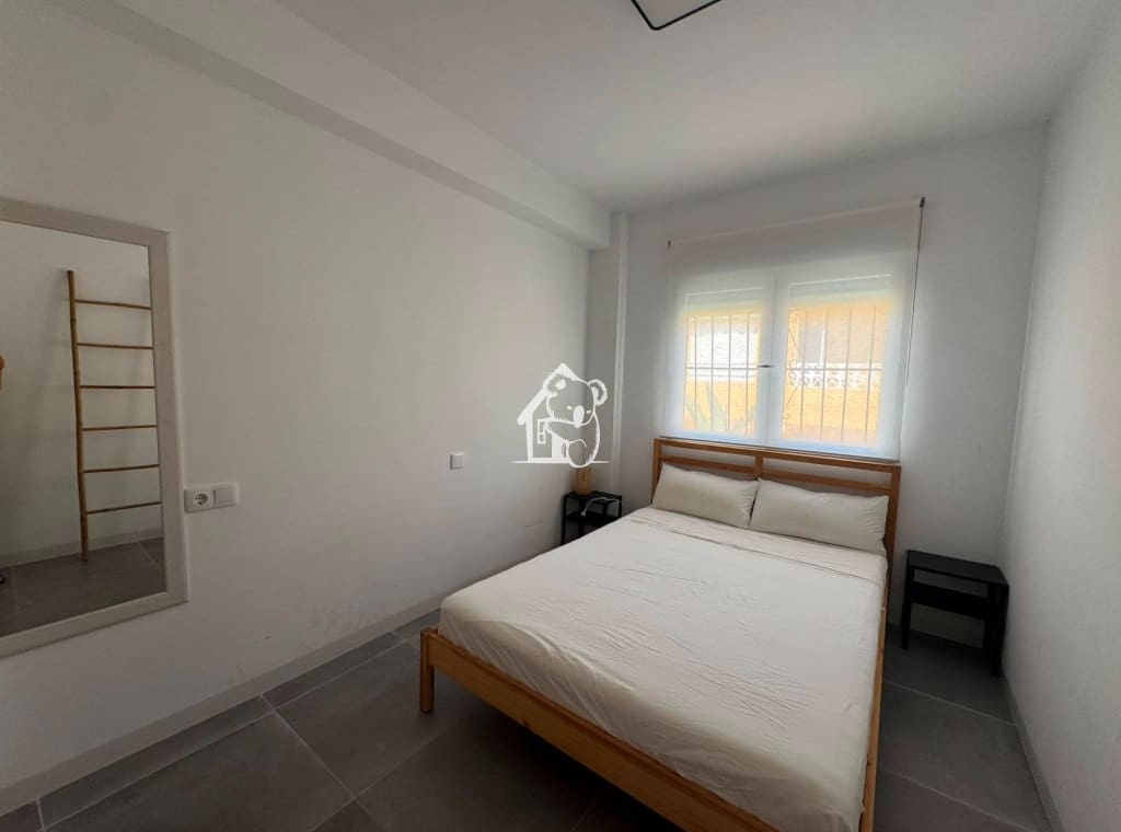 4 bedroom Villa for rent in La Mata - € 1,600 (Ref: 9956674)