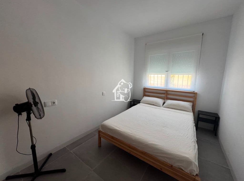 4 bedroom Villa for rent in La Mata - € 1,600 (Ref: 9956674)