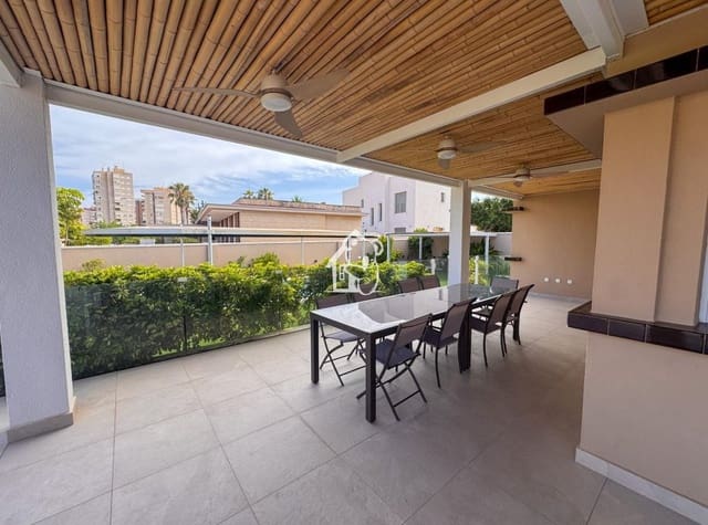 10 makuuhuone Huvila vuokrattavana paikassa Dehesa de Campoamor, Orihuela mukana uima-altaan 
autotalli - 3 500 € (Ref: 9958933)