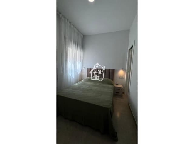 2 sypialnia Apartament do wynajęcia w Las Piscinas Naturales, Torrevieja z basenem - 1 300 € (Ref: 9965973)