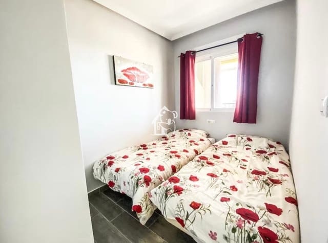 2 soveværelse Lejlighed til leje i La Florida, Orihuela med swimmingpool - € 1.000 (Ref: 9976648)