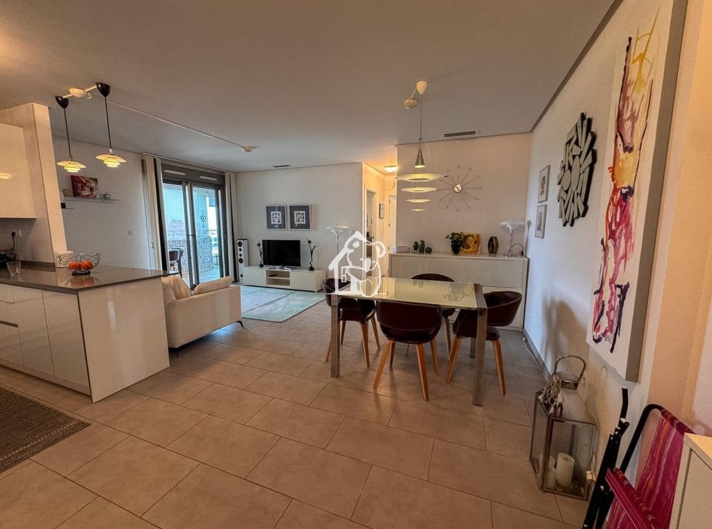 2 soveværelse Lejlighed til leje i Villamartin med swimmingpool - € 1.350 (Ref: 9978076)