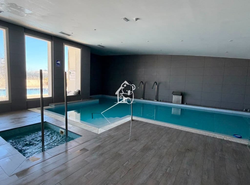 2 soveværelse Lejlighed til leje i Villamartin med swimmingpool - € 1.350 (Ref: 9978076)