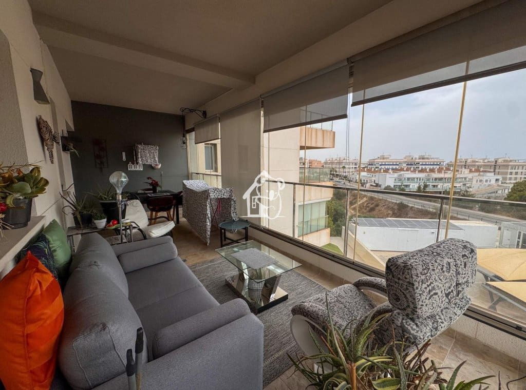 2 soveværelse Lejlighed til leje i Villamartin med swimmingpool - € 1.350 (Ref: 9978076)