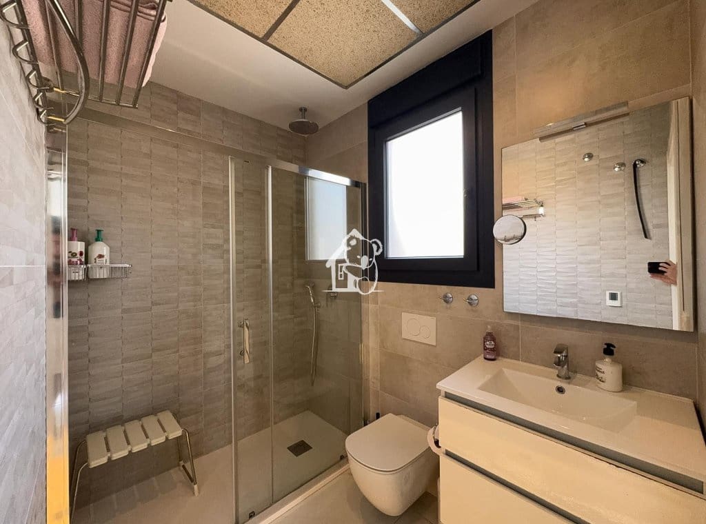 4 slaapkamer Villa te huur in Orihuela Costa met zwembad - € 3.000 (Ref: 9981701)