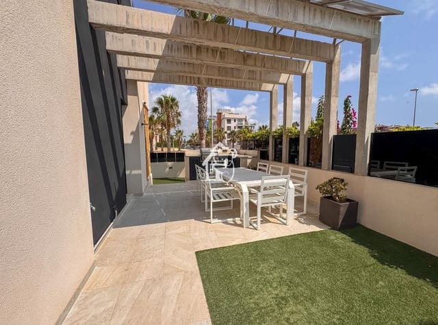4 slaapkamer Villa te huur in Lomas de Cabo Roig - Los Dolses, Orihuela met zwembad - € 3.000 (Ref: 9981701)