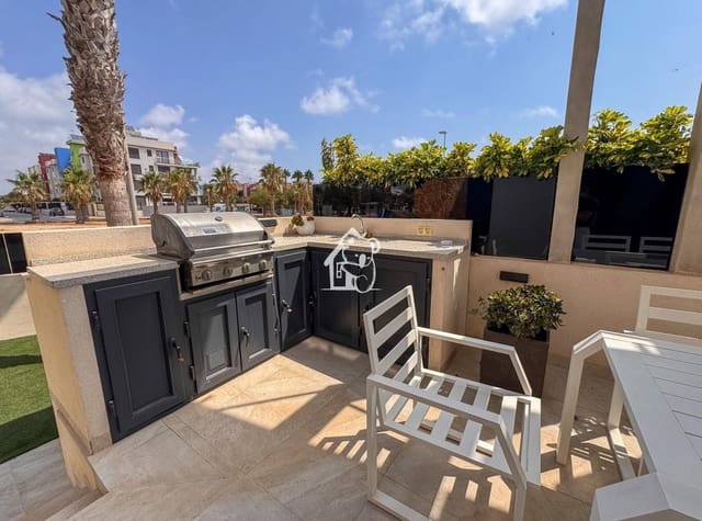 4 slaapkamer Villa te huur in Lomas de Cabo Roig - Los Dolses, Orihuela met zwembad - € 3.000 (Ref: 9981701)