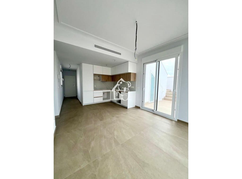 Ático de 2 habitaciones en Torrevieja en venta con piscina - 459.000 € (Ref: 9981702)