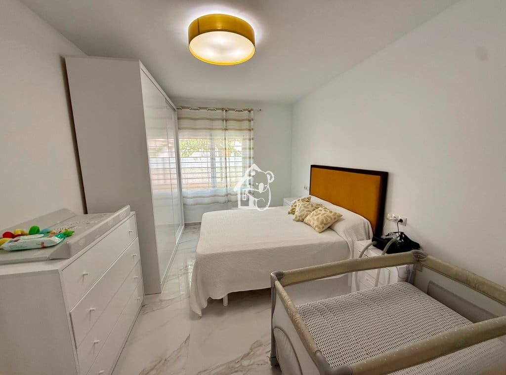 5 chambre Maison de Ville à vendre à Torre de la Horadada avec garage - 590 000 € (Ref: 9984132)