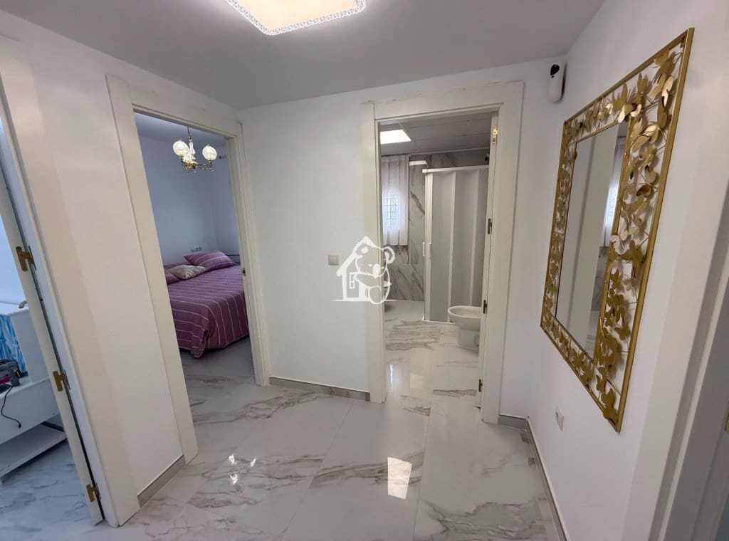 5 chambre Maison de Ville à vendre à Torre de la Horadada avec garage - 590 000 € (Ref: 9984132)