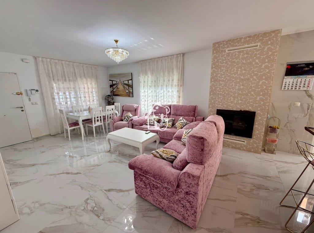 5 chambre Maison de Ville à vendre à Torre de la Horadada avec garage - 590 000 € (Ref: 9984132)