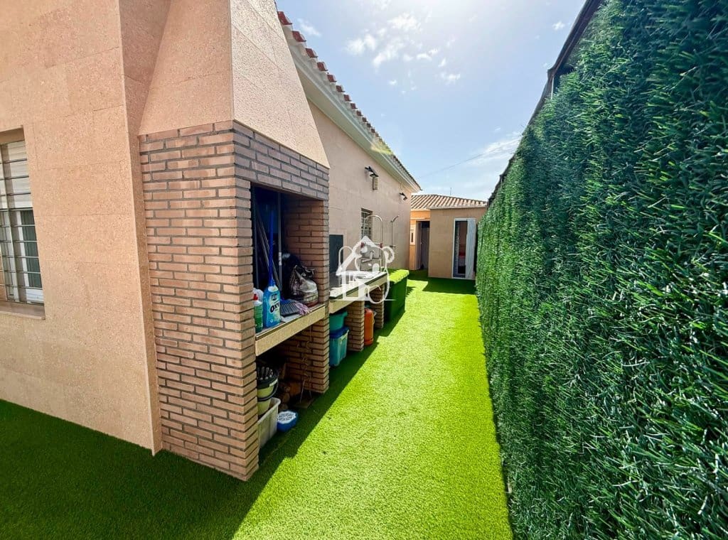 5 chambre Maison de Ville à vendre à Torre de la Horadada avec garage - 590 000 € (Ref: 9984132)