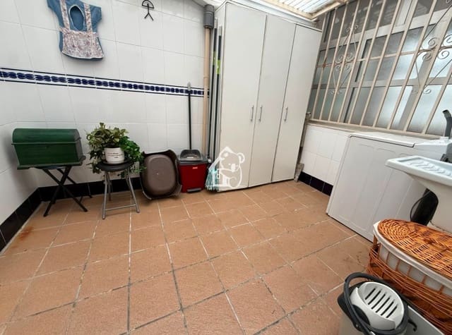 3 camera da letto Appartamento da affittare in Zona Pueblo, Guardamar del Segura - 850 € (Rif: 9984382)