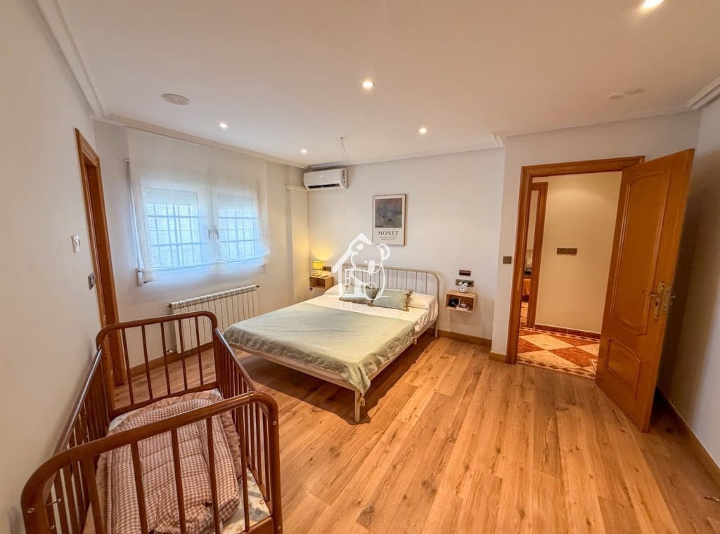 5 soveværelse Penthouse til salg i La Mata med swimmingpool - € 650.000 (Ref: 9990067)