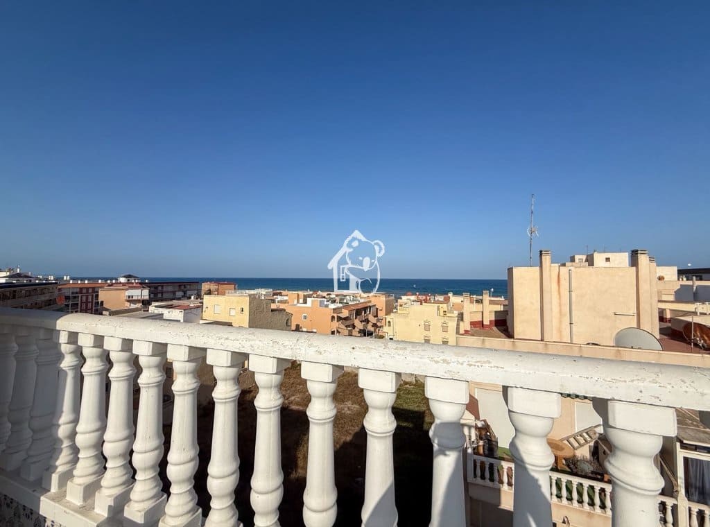 5 soveværelse Penthouse til salg i La Mata med swimmingpool - € 650.000 (Ref: 9990067)