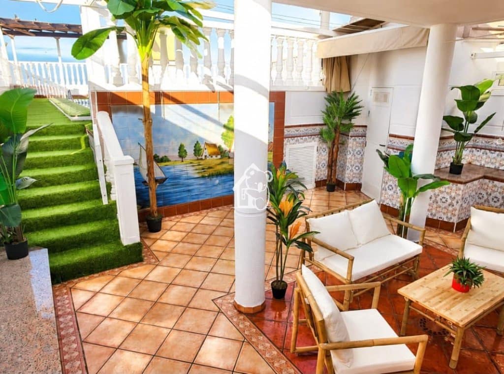 5 soveværelse Penthouse til salg i La Mata med swimmingpool - € 650.000 (Ref: 9990067)