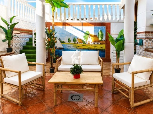 5 soveværelse Penthouse til salg i Gaspar Perelló, Torrevieja med swimmingpool - € 650.000 (Ref: 9990067)