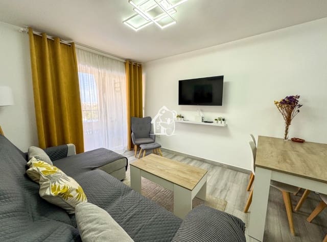 2 soveværelse Lejlighed til leje i Punta Prima, Torrevieja med swimmingpool garage - € 950 (Ref: 9990069)