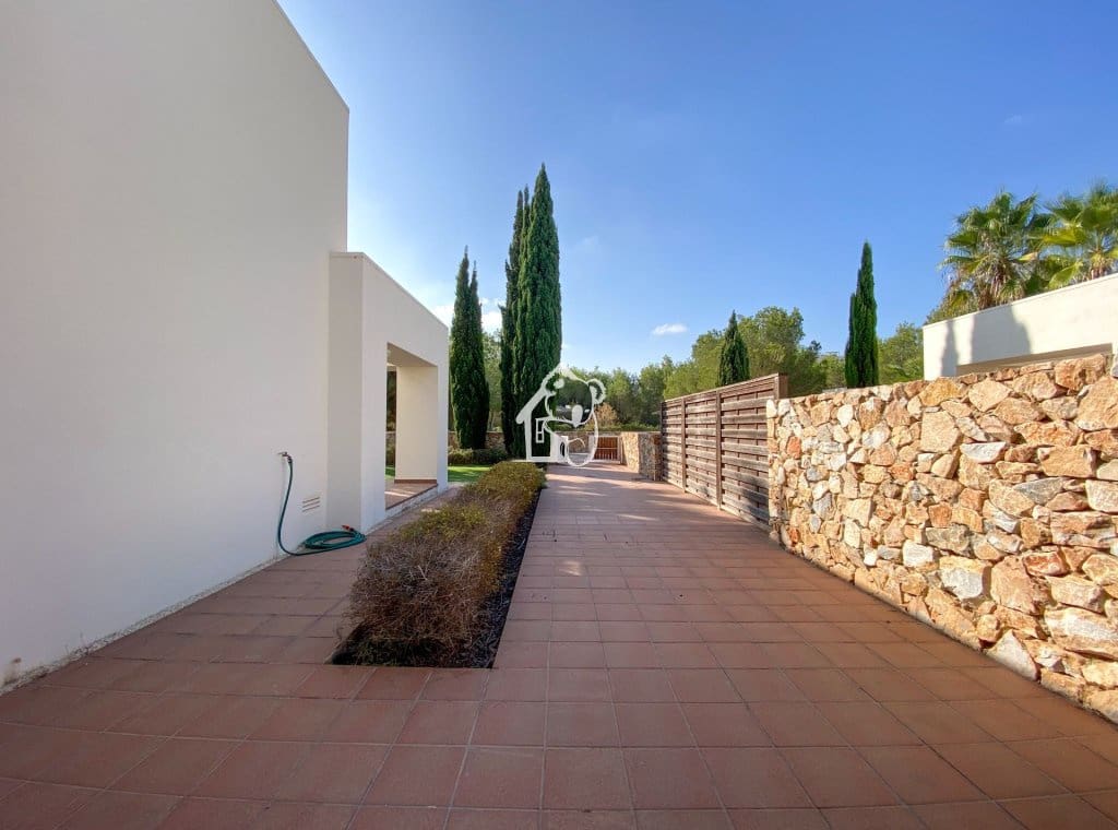 3 soverom Villa til leie i San Miguel de Salinas med svømmebasseng - € 2 300 (Ref: 9993684)
